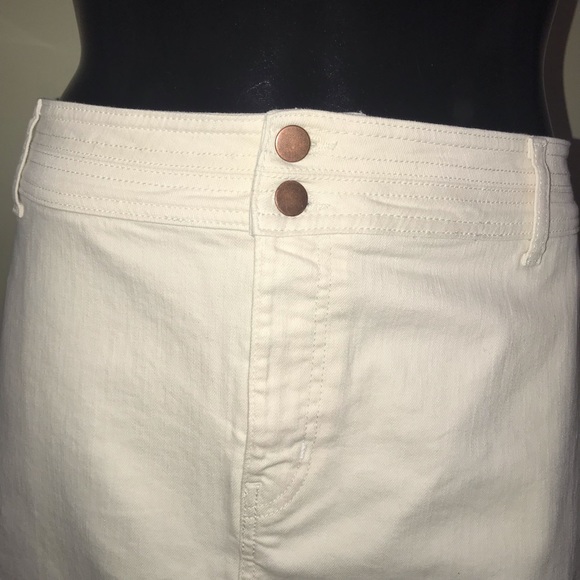 * SOLD * Boden Effie Off-White Ecru Denim Midi A-Line Skirt - Size US 20 - Picture 10 of 14